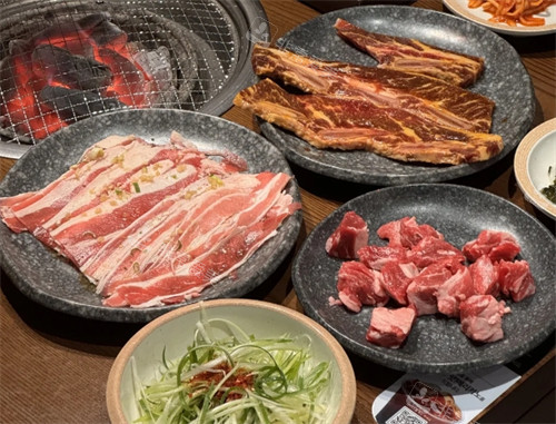 首尔弘大美食探店!这五家真的很不错,味道好价格实惠包的!
